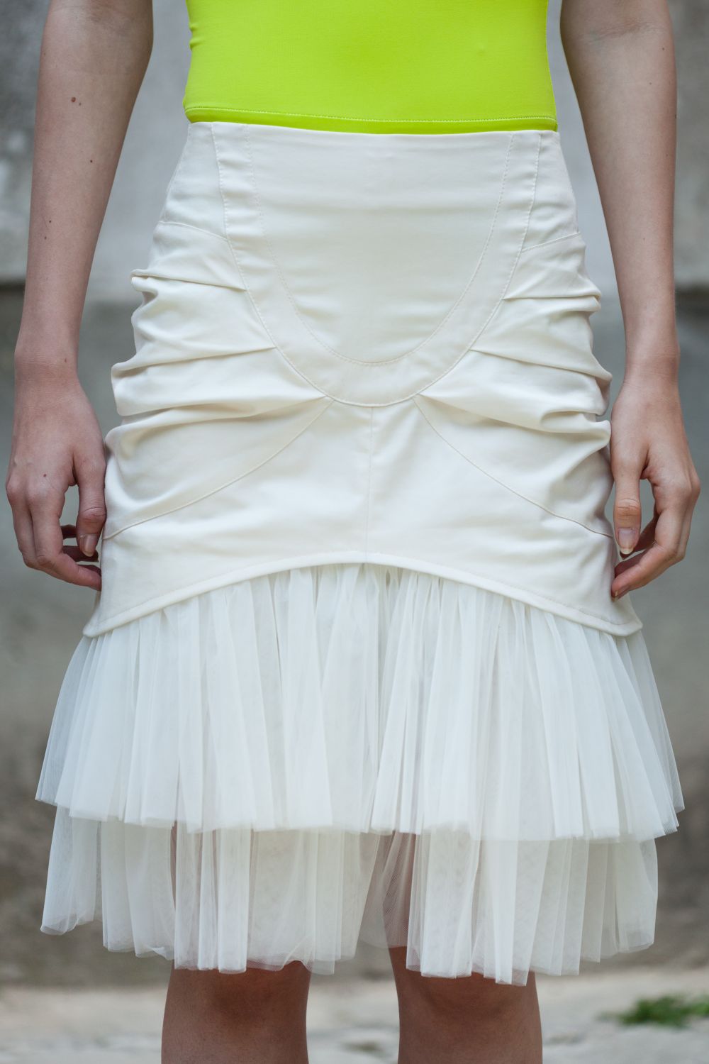 Couture Rock mit Raffung | Materialmix