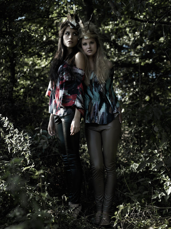 Tunika Shirt mit Federnprint | Viskose